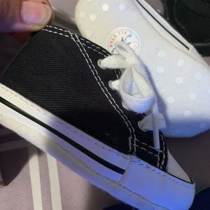 Baby converse 2c